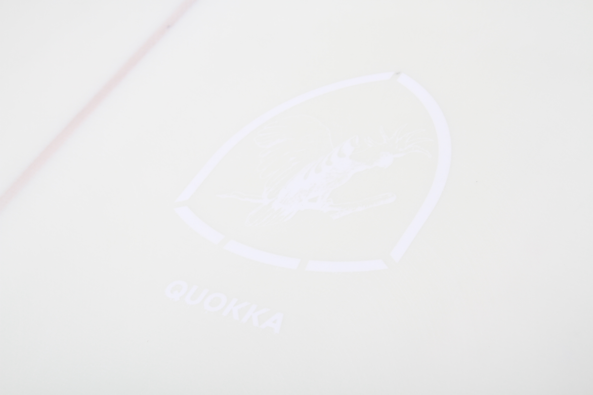 VENON Surfboards - Quokka - Hybrid 5Fins - White Deck Cream - Squash Tail